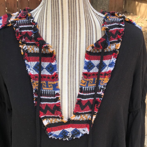 Re:named bell sleeve top - Picture 3 of 6